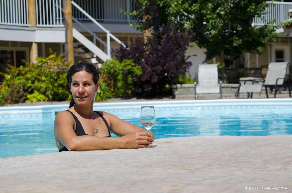 Similkameen Wild Resort & Winery Retreat Osoyoos Exterior photo